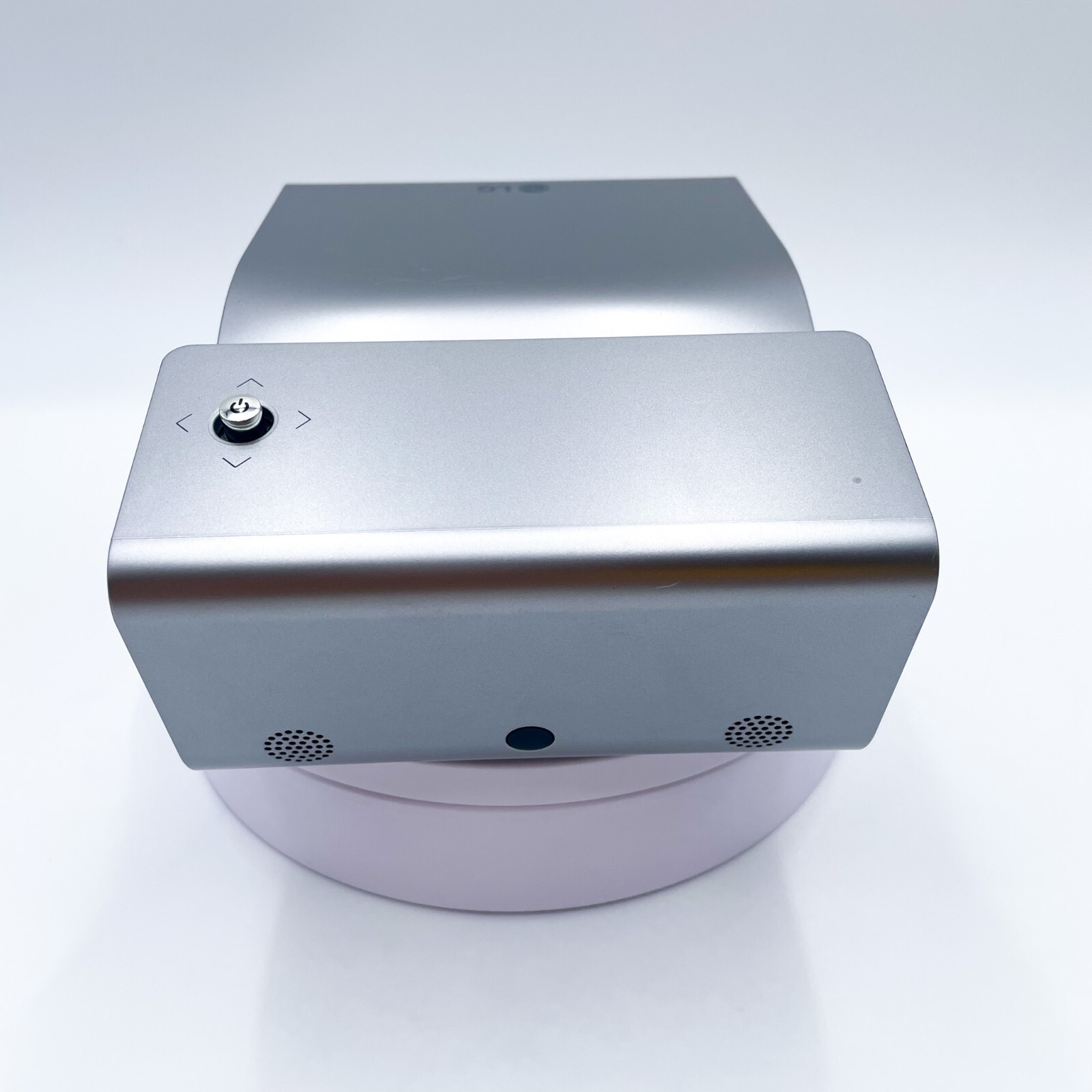 LG Cine Beam DLPプロジェクター PH450UG LG Electronics PH450UG LED MiniBeam UST DLP Projector Good
