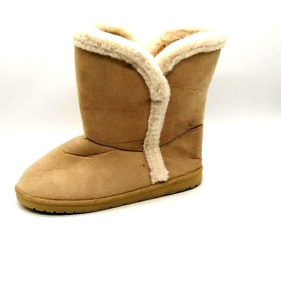 Cream boots hotsell with fur
