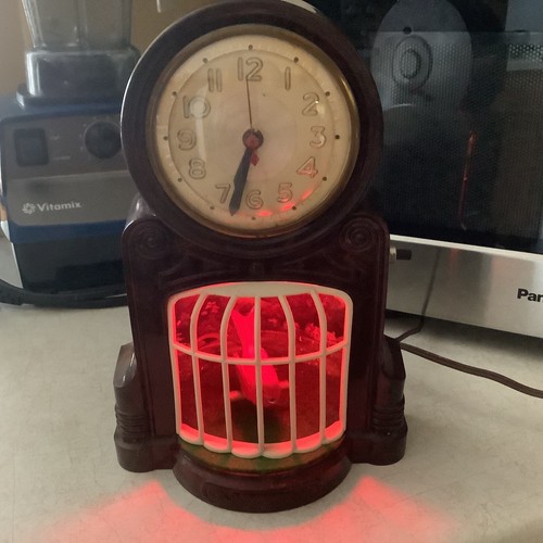 Vintage MasterCrafters “SWINGING BIRD” Clock model no. 335 Movement by Sessions