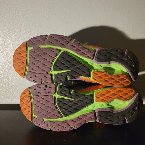 NEW BALANCE NB 580 V2 LE M580RR2 RUNNING SHOE Rainbow Metallic mens sz. 10.5