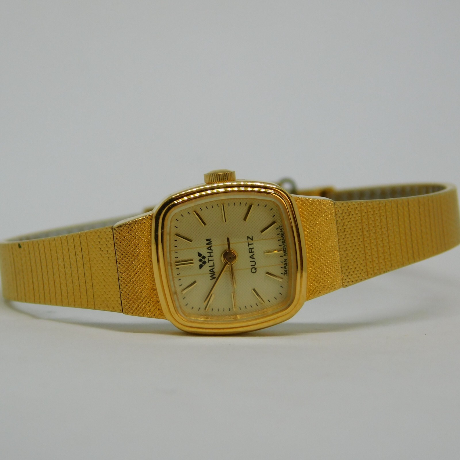WALTHAM WN400-074 Gold Tone Quartz Analog Women's Watch Sz WALTHAM WN400-074 Gold Tone Quartz Analog Women's Watch Sz