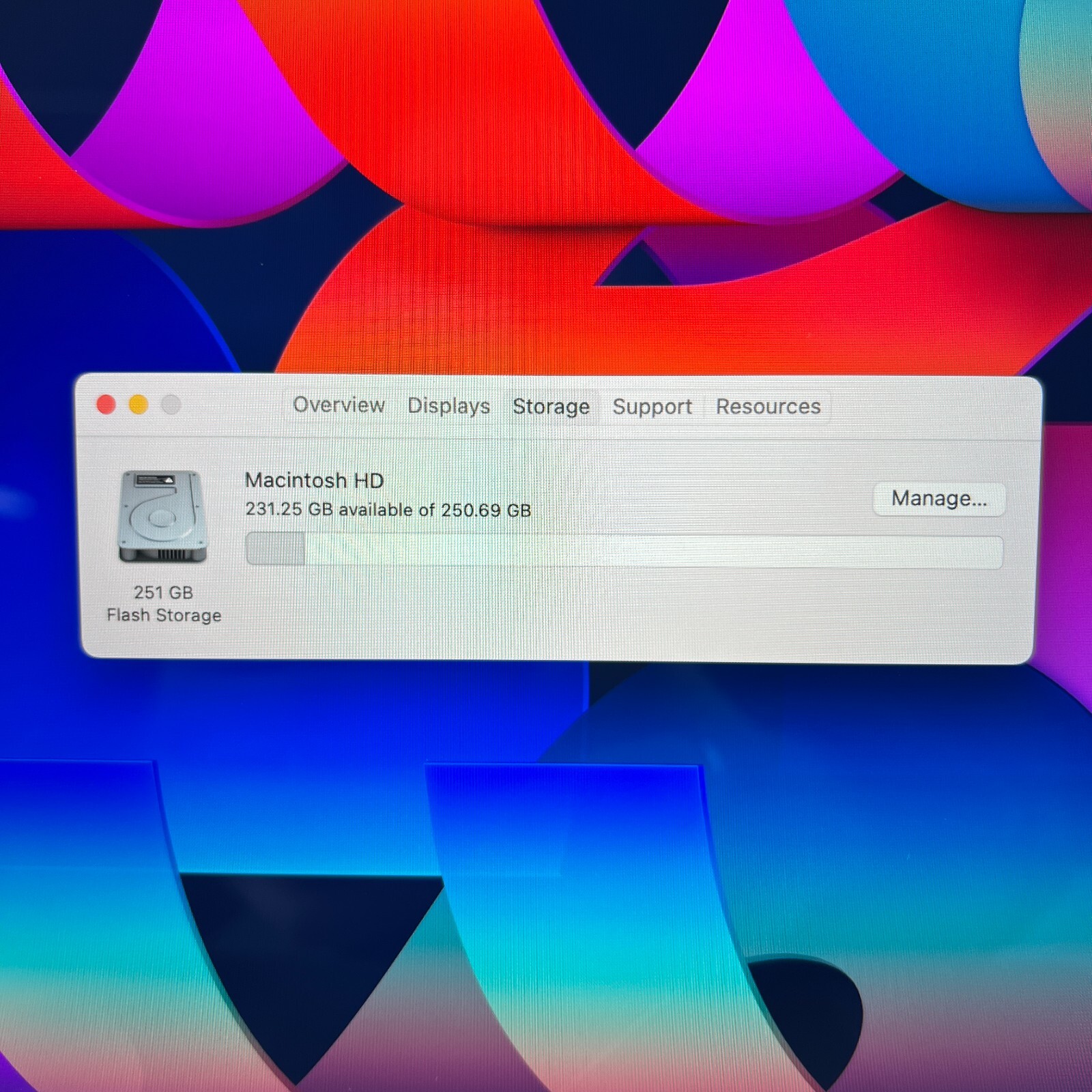 MacBook Pro 15 2018 Silver 2.2 i7 16GB 256GB SSD 555X Monterey + Good + Warranty - Picture 4 of 12