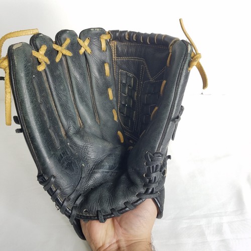Nike Diamond 12 硬式グローブ ブラック/レッド Nike Diamond 12 硬式グローブ ブラック/レッド Nike Diamond 12