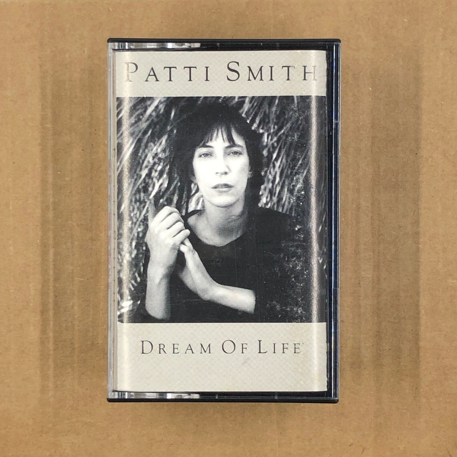 新品　Patti Smith「Dream of Life」コレクターズBOX Amazon.co.jp: パティ・スミス:ドリーム・オブ・ライフ