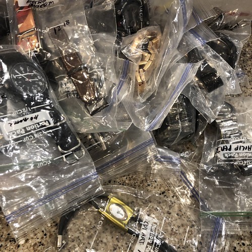 Watch Lot Of Running Watches #1 - 57 Quartz Watches New Batteries For Resale