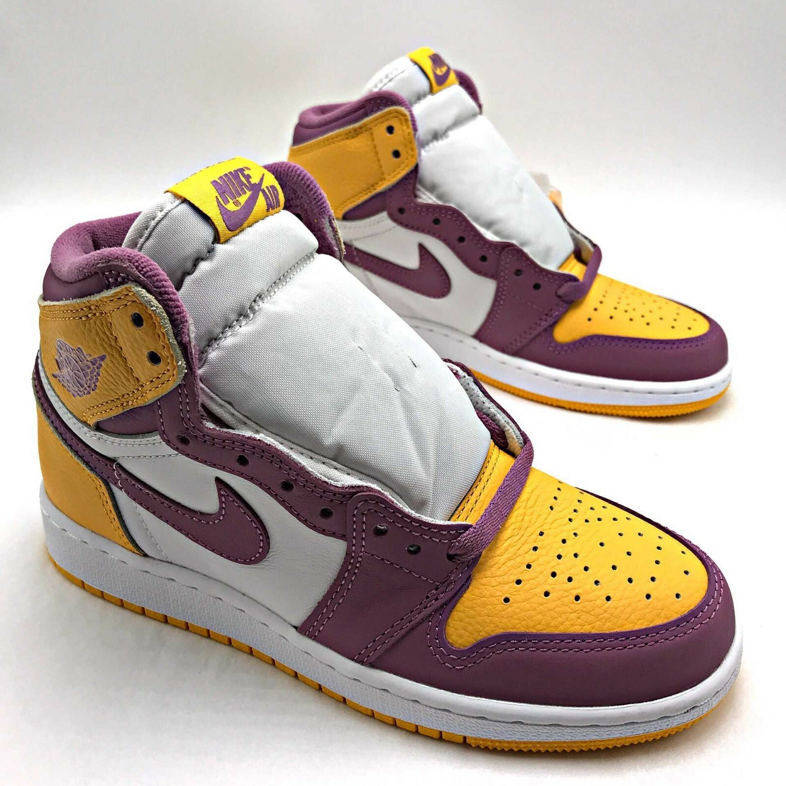 Nike Air Jordan 1 Retro High OG Brotherhood (GS) Youth shoes 575441-706 In hand Nike Air Jordan 1 Retro High OG Brotherhood (GS) Youth shoes 575441-706 In hand