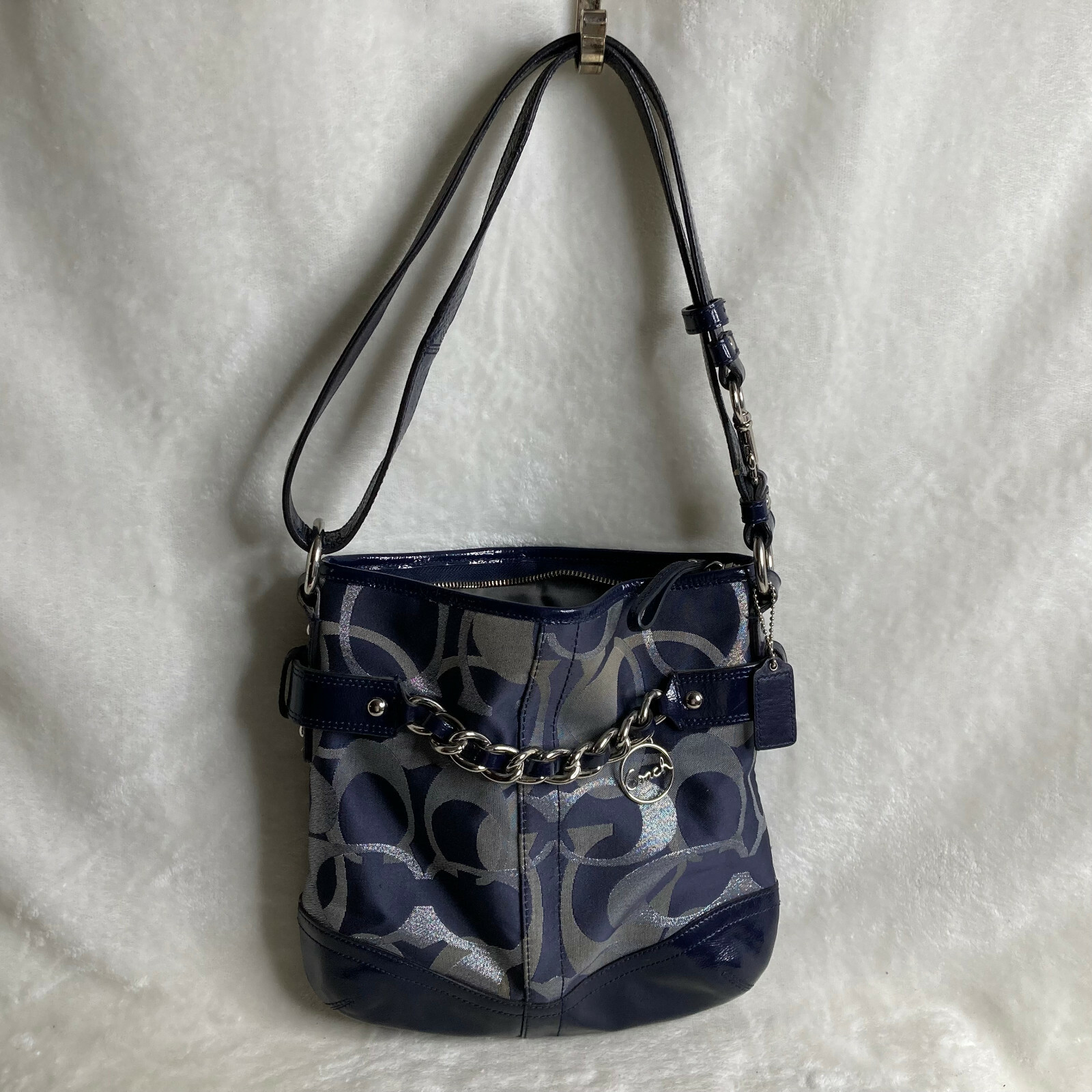 Coach F19820 Moto Optic Metallic Chain Navy Signature Coach F19820 Moto Optic Metallic Chain Navy Signature