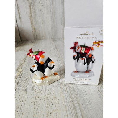 Hallmark super spy penguins Madagascar escape Africa new sound ornament Xmas tre