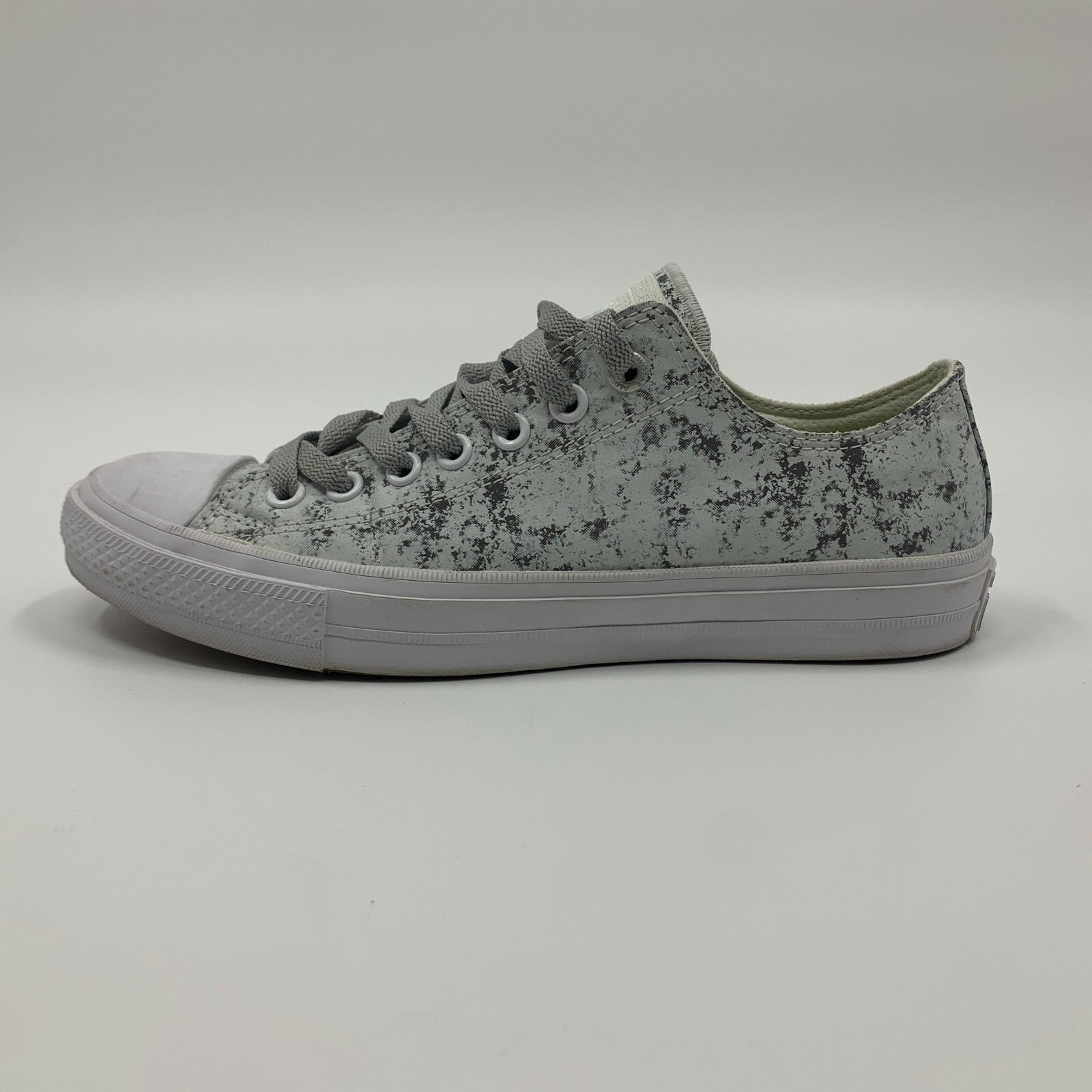 converse white silver