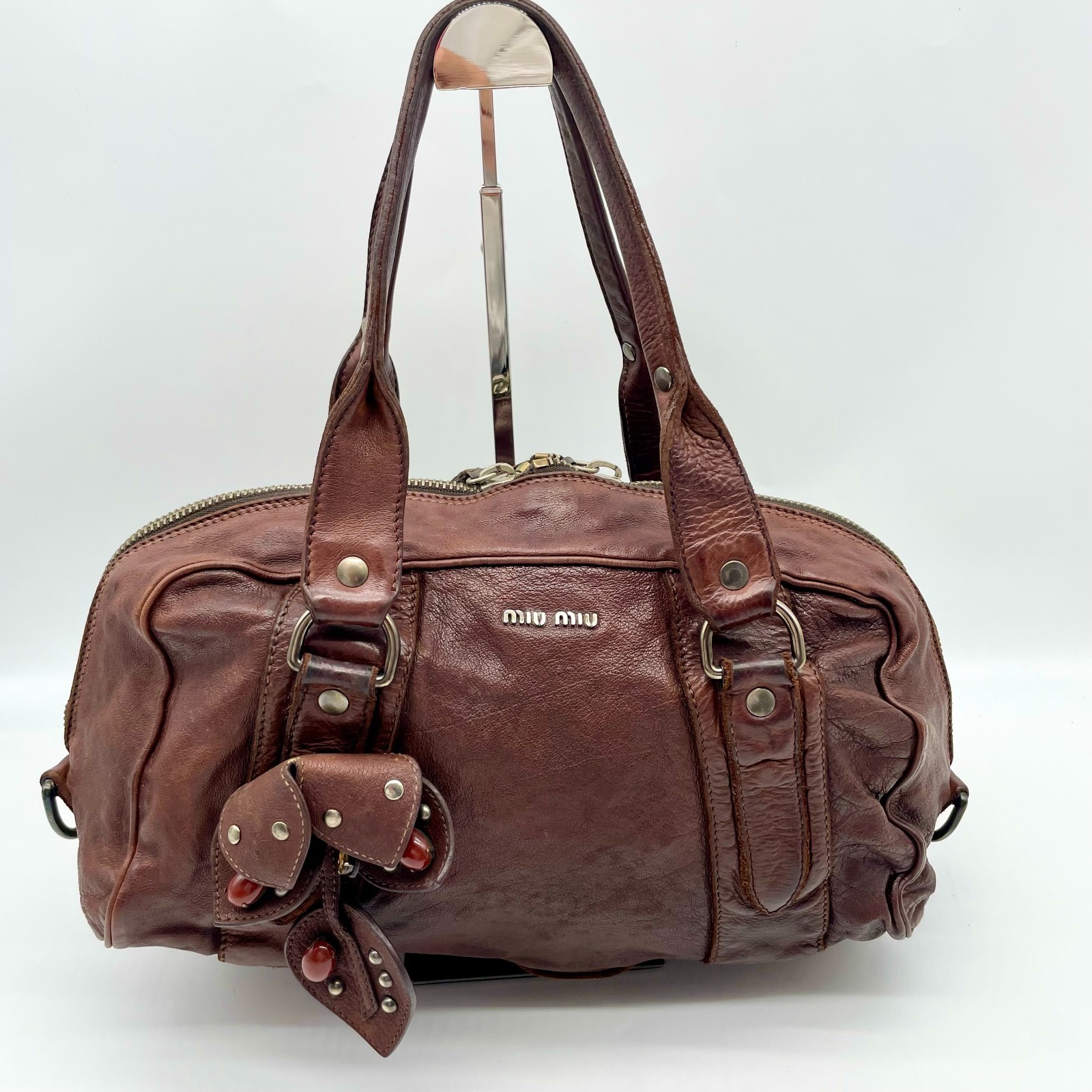 バッグ miu miu archive shoulder bag grunge Y2K Miu Miu Handbag Brown Leather Flower 64 Archive bag Vintage