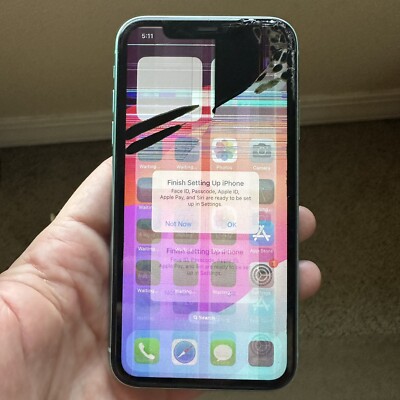 iPhone 11 - 64 GB - Green (Unlocked) Bad LCD *READ*