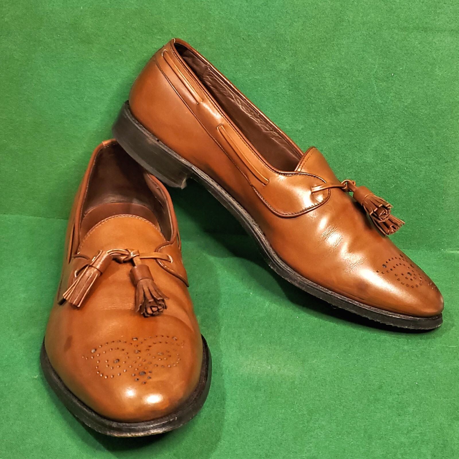 ALLEN EDMONDS MENS SHOE 10 C WINDHAM BROWN PERFED TASSEL  display picture 1