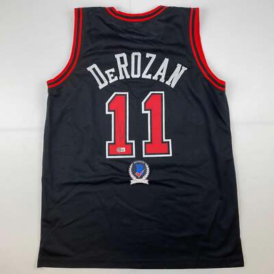Maillot NBA Chicago Bulls Rouge DeMar DeRozan Signé - Authentifié Beckett - Taille XL