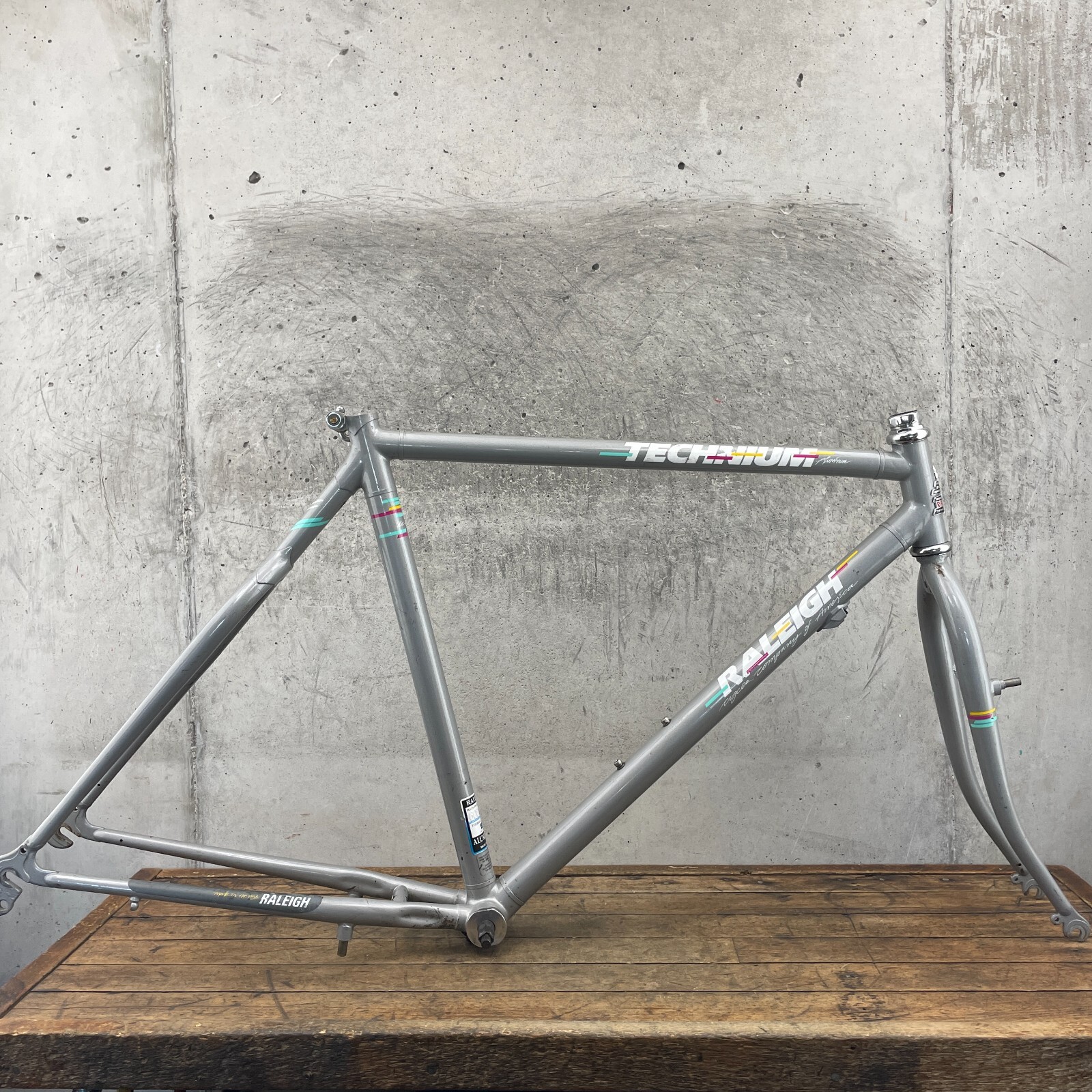 Vintage Raleigh Technium Mountain Bike Frame Set 20 in Made in USA 26 in 126 mm
