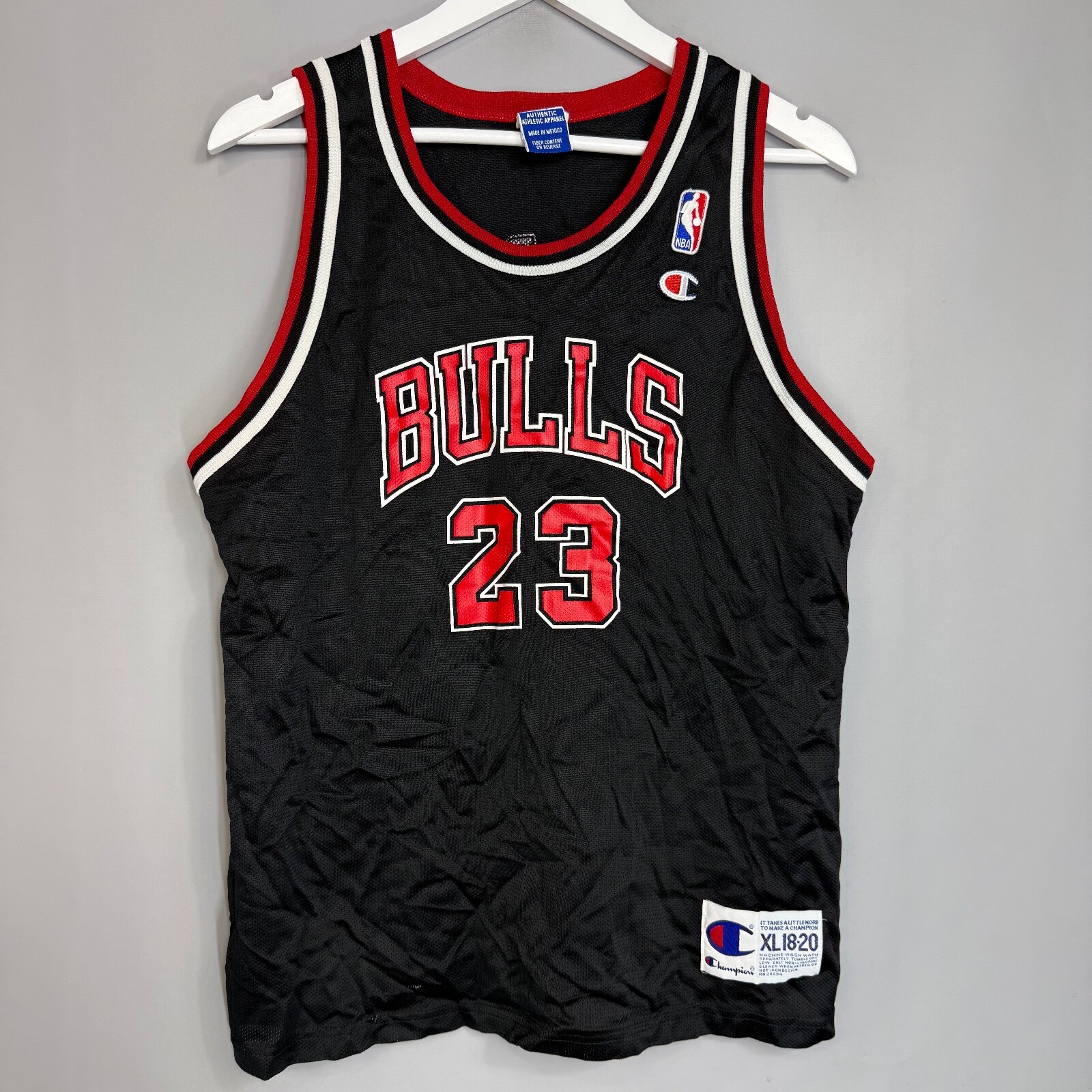 ウェア NBA BULLS JORDAN 90's Authentic XL VTG 90's Chicago Bulls BIG LOGO NBA Michael Jordan jersey by