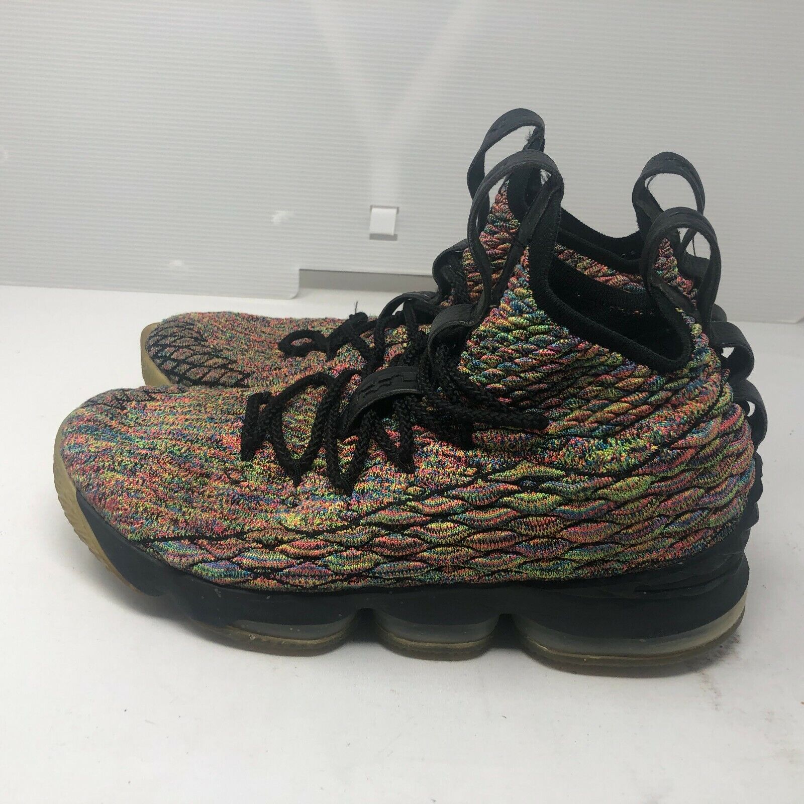 Nike Lebron 15