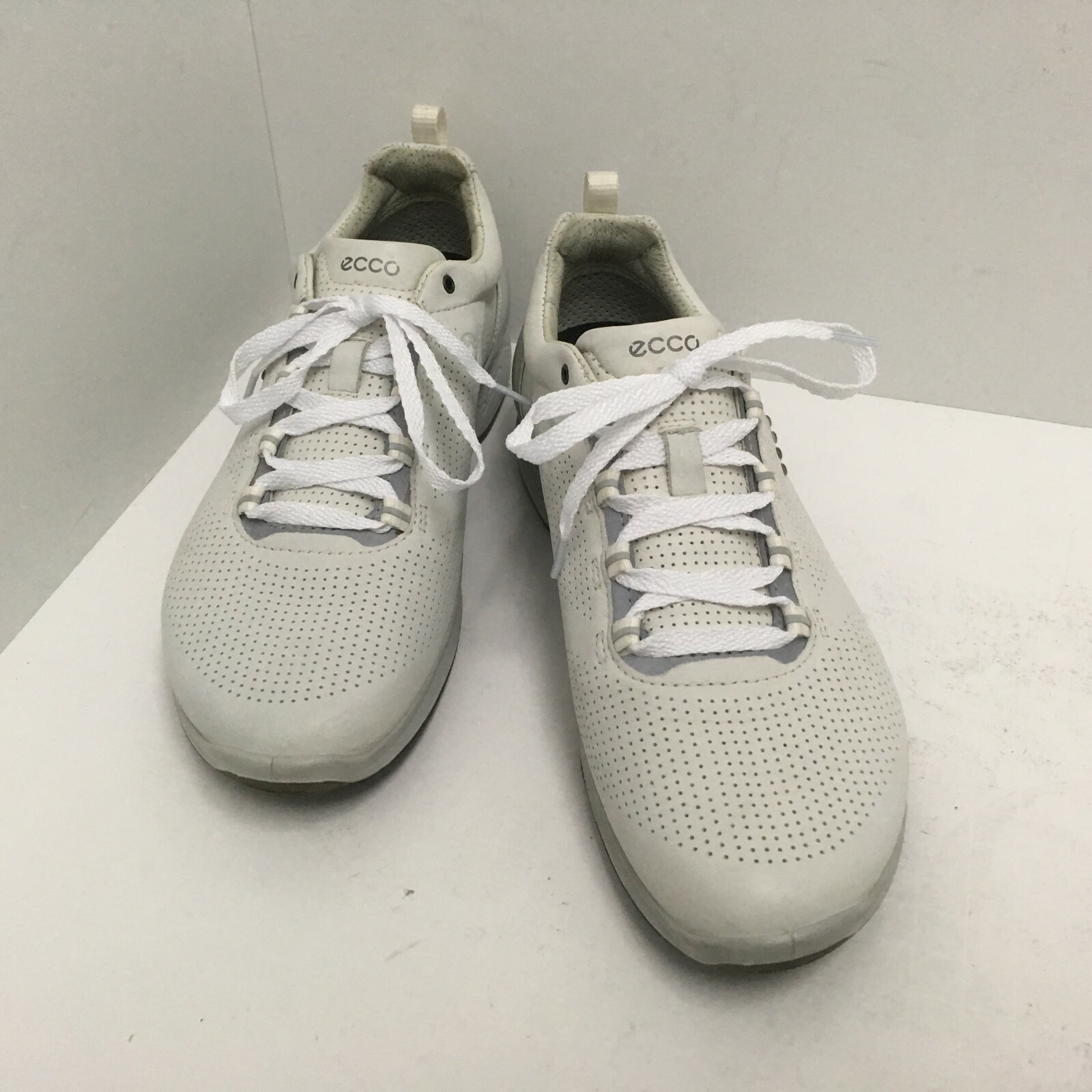 ecco biom 38