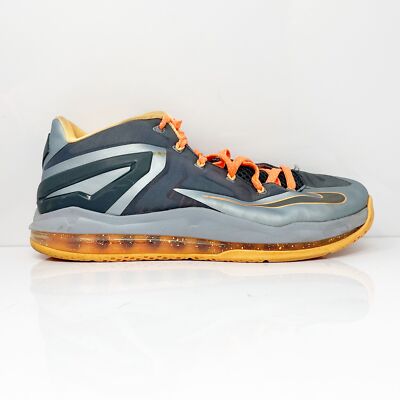 Sneakers Size 10.5