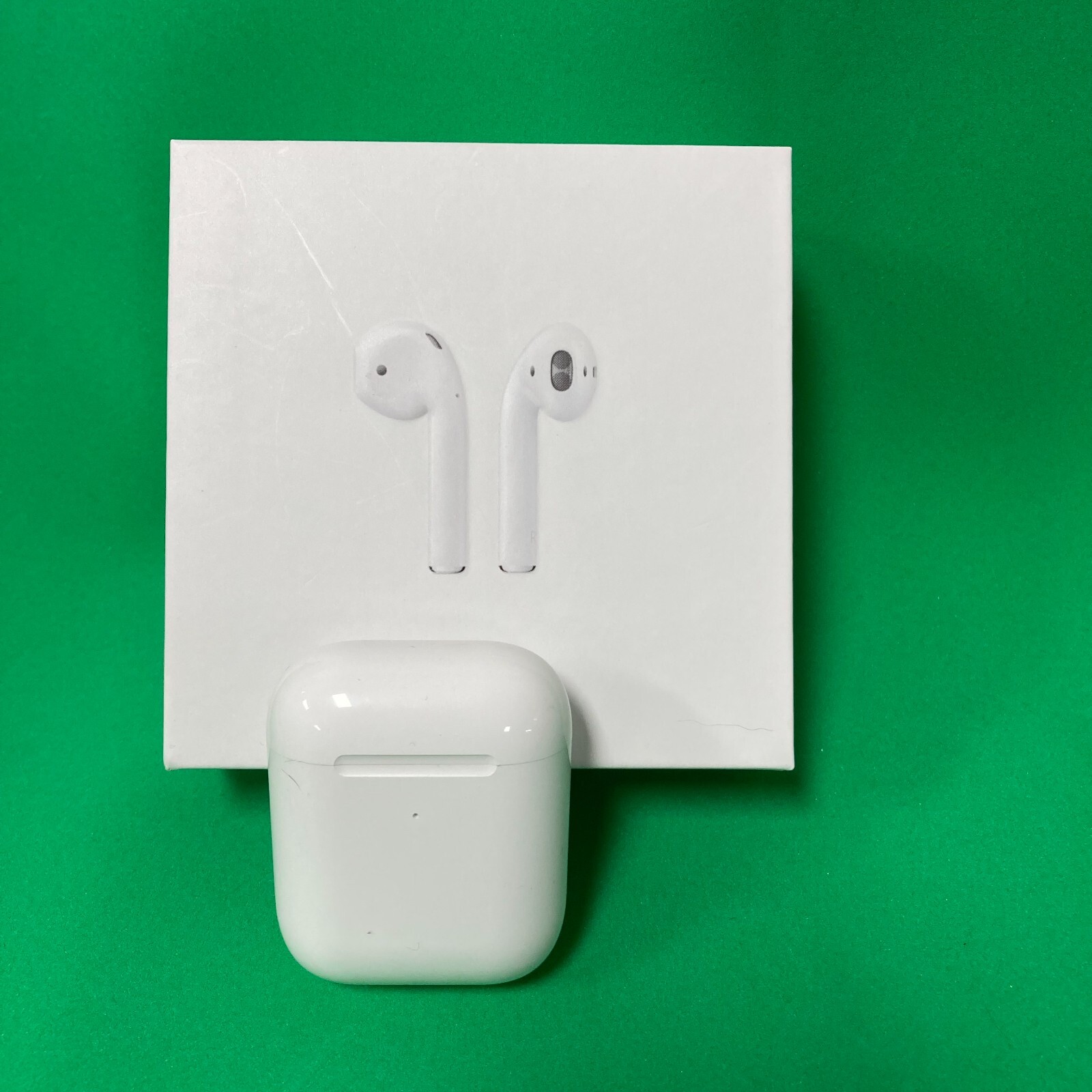 Earphone + Charging Case