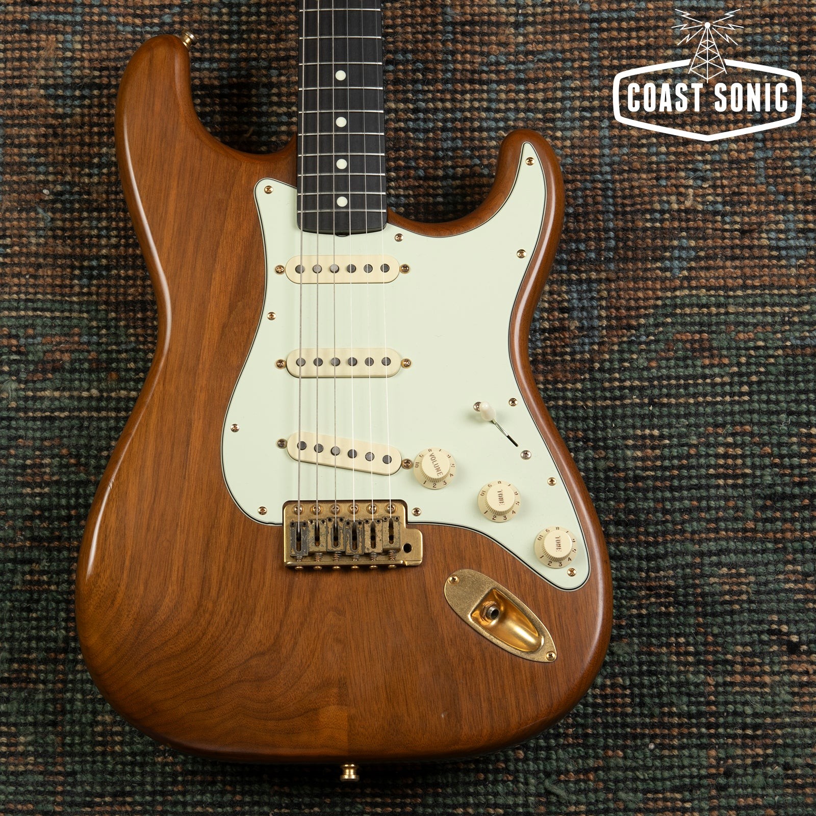 1990 Fender '62 Stratocaster ST62-115WAL All Walnut w/ USA Pickups