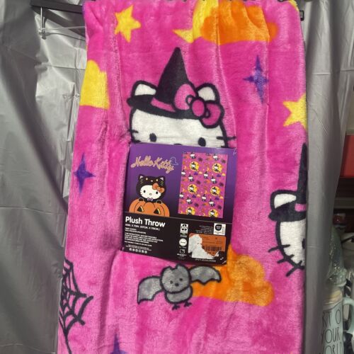 Amazon.com: Sanrio Hello Kitty And Friends Fleece Throw
