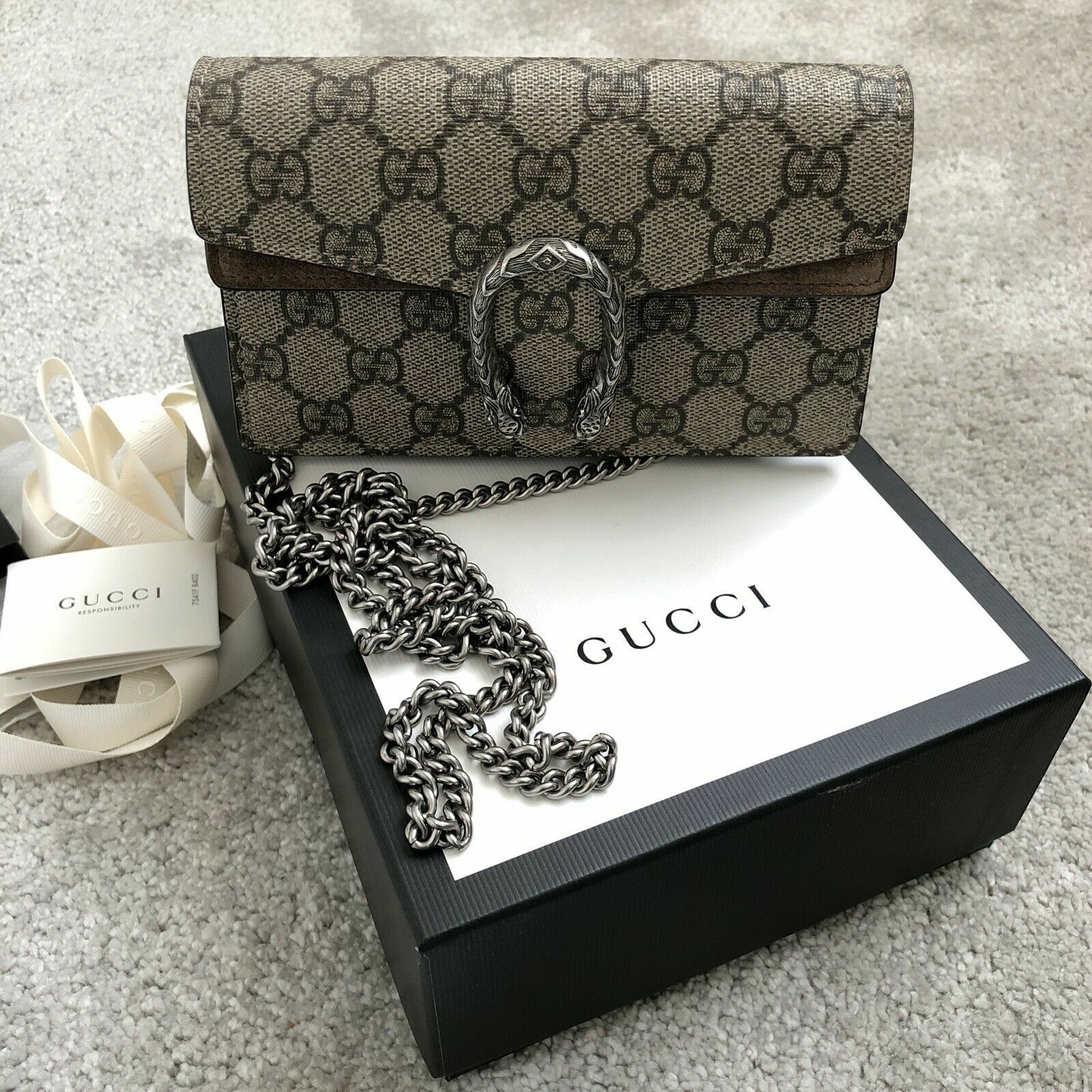 Gucci Dionysus Super Mini Bag