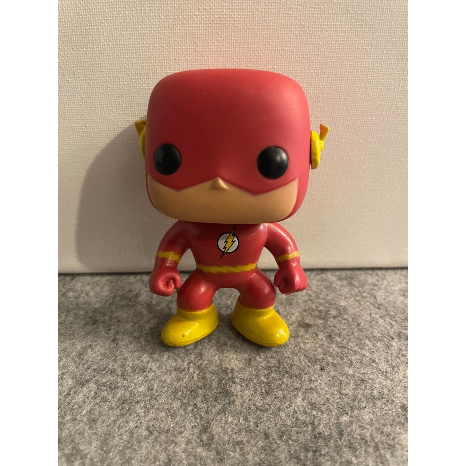 コミック・アニメ Funko Pop Flash set of 3 Amazon.com: Funko POP! Movies: The Flash Running - (Glow in