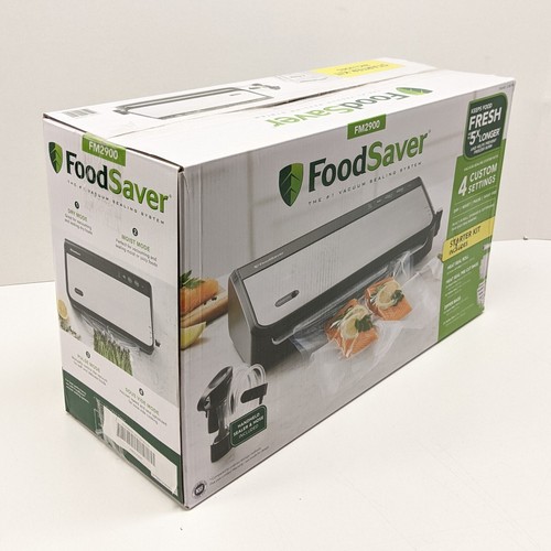 FoodSaver Vacuum Sealing System W/ Handheld Sealer Attachment