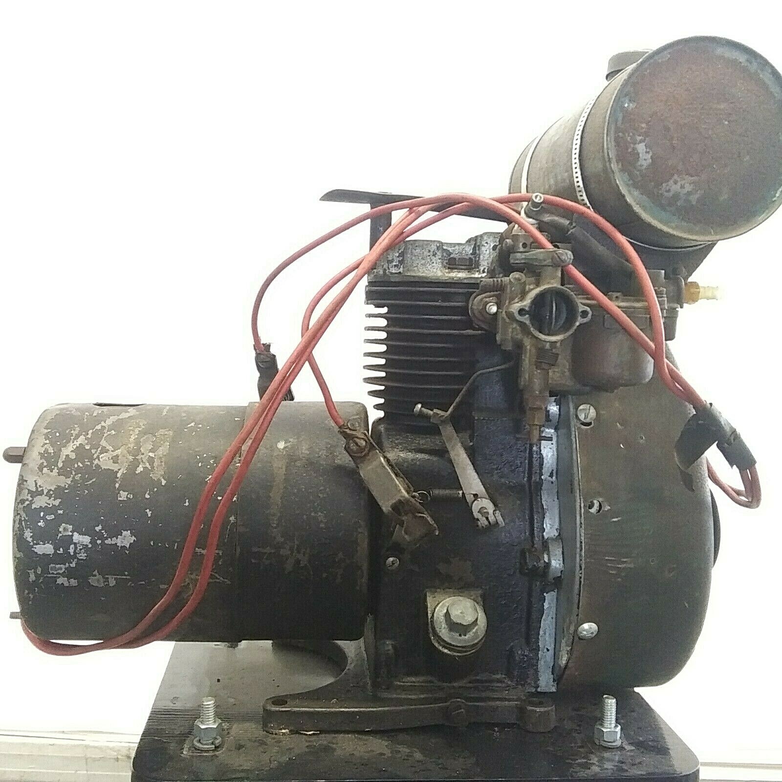 Lauson antique  small engine , briggs and stratton , Baby Jumbo Generator