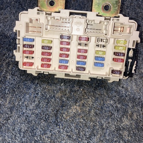 フレナーラ frenar 8本セット NEW OEM 2022-2025 NISSAN FRONTIER DRIVERS SIDE BUMPER TO