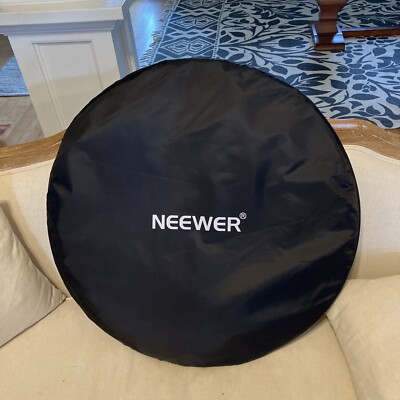Neewer Portable Chromakey Backdrop Double-Sided Green and Blue Screen 5x7 Unused