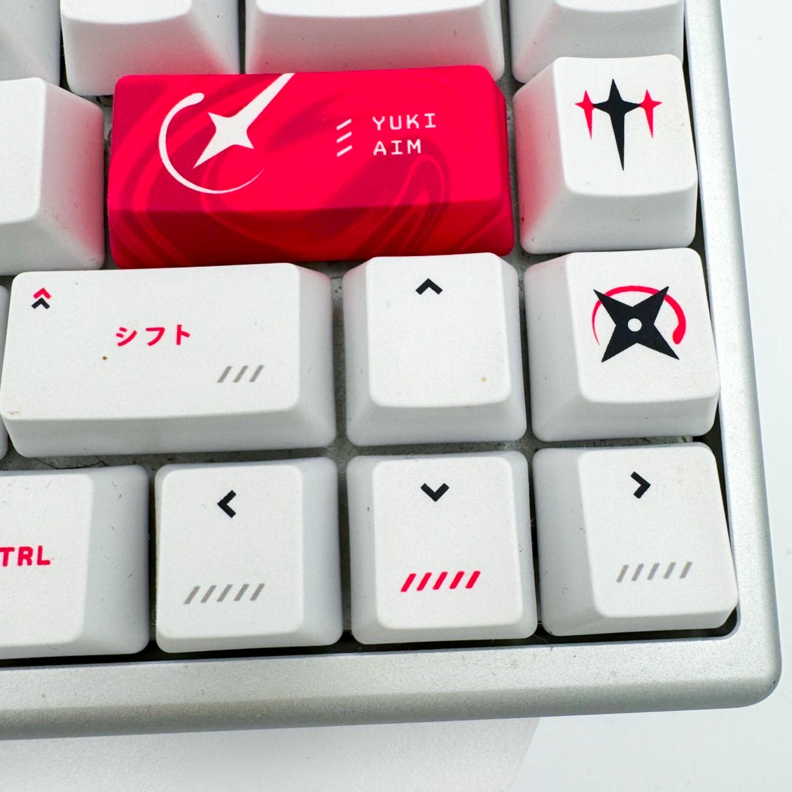 Yuki Aimタイピング音よし！かっこかわいいラピッドトリガーキーボード 