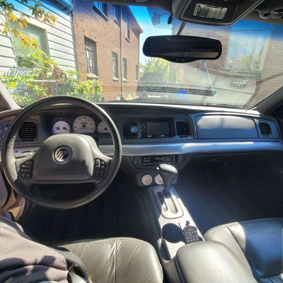 image 4 of interior