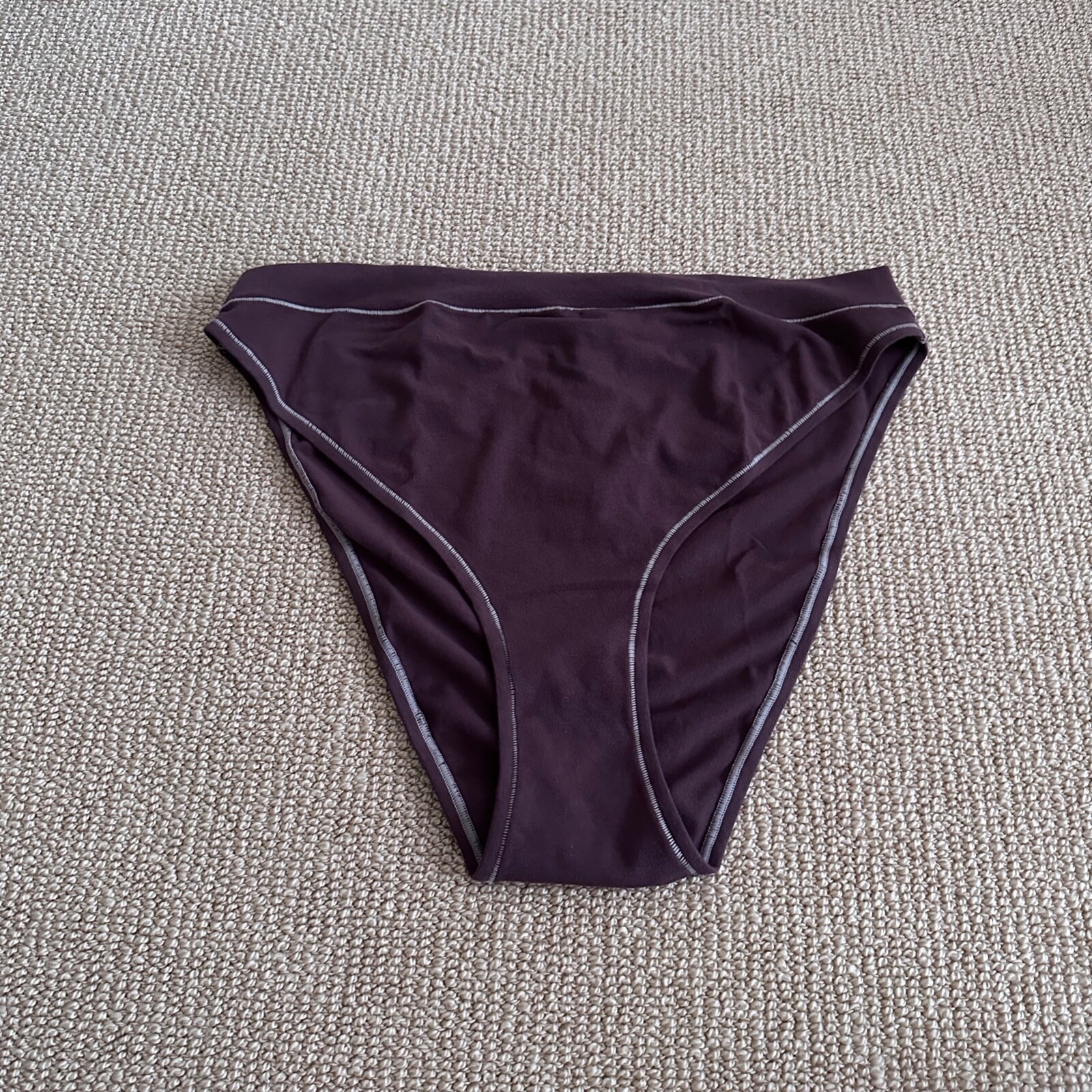 【キム監修】SKIMS COTTON JERSEY CHEEKY TANGA COTTON JERSEY CHEEKY TANGA | MINERAL