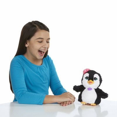 FurReal Friends Happy to See Me Pets Piper, My Dancing Penguin Pet