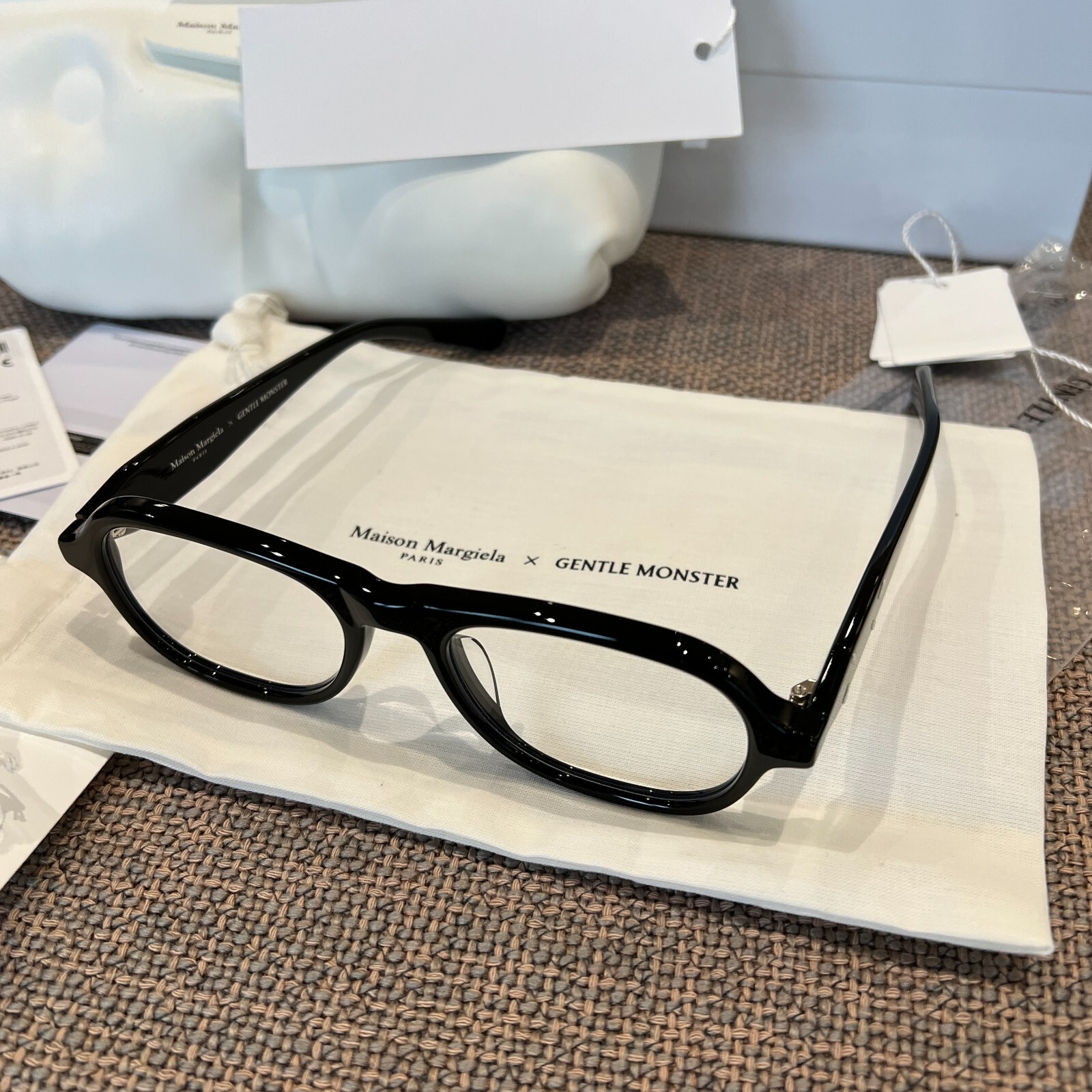 Gentle Monster x Maison Margiela MM113 Black Clear MM113-01 Gentle Monster x Maison Margiela MM113 Black Clear MM113-01