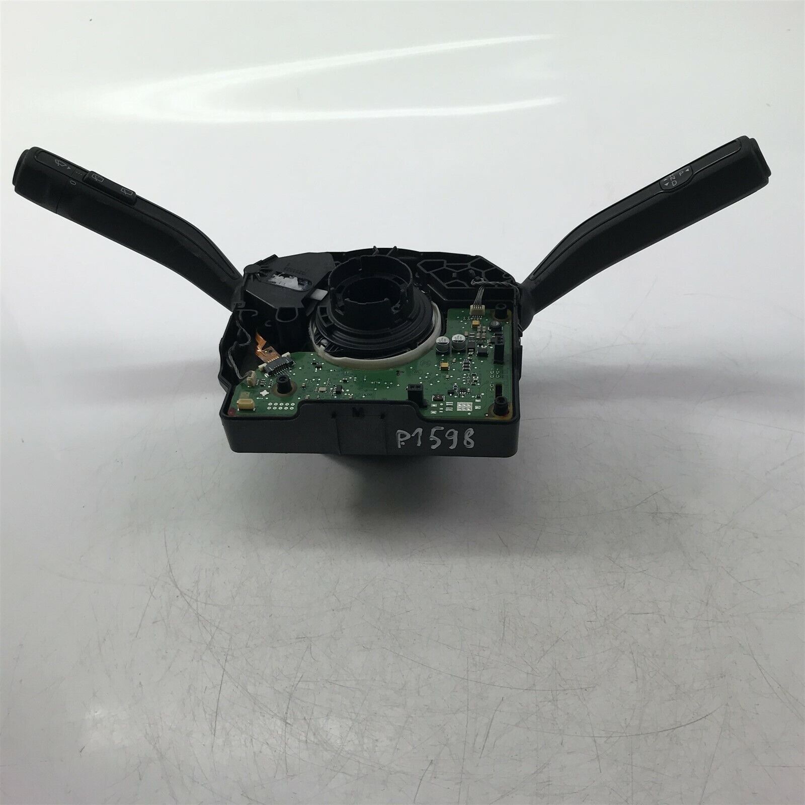P1598 STEERING COLUMN INDICATOR WIPER STALKS SN9103102761096 P1598 STEERING COLUMN INDICATOR WIPER STALKS SN9103102761096