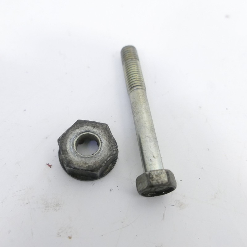 Suzuki Gs 750 Bougie D'Allumage 58925