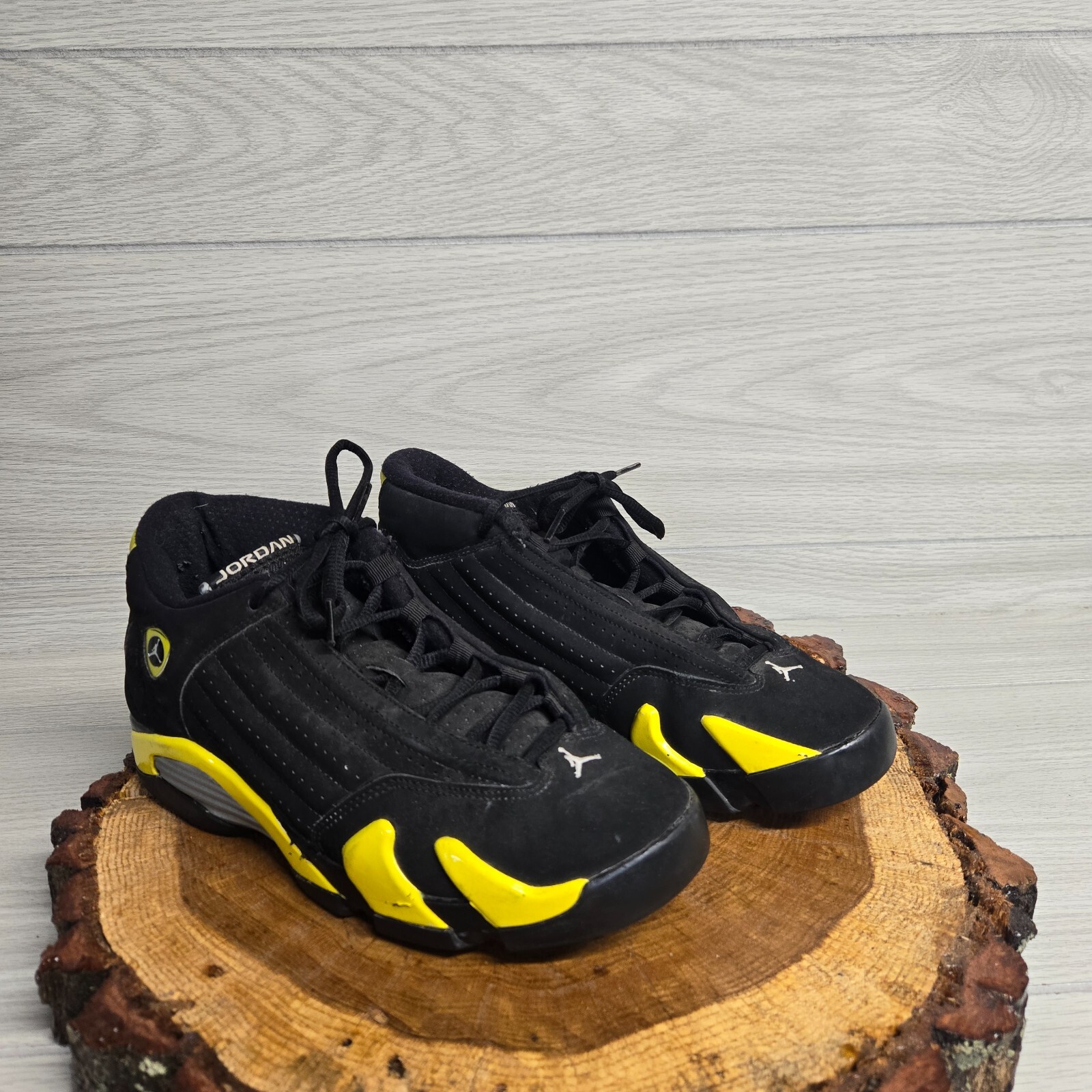 リドルジョーカー Nike Air Jordan 14 Retro Thunder Black Yellow 487524-070 GS