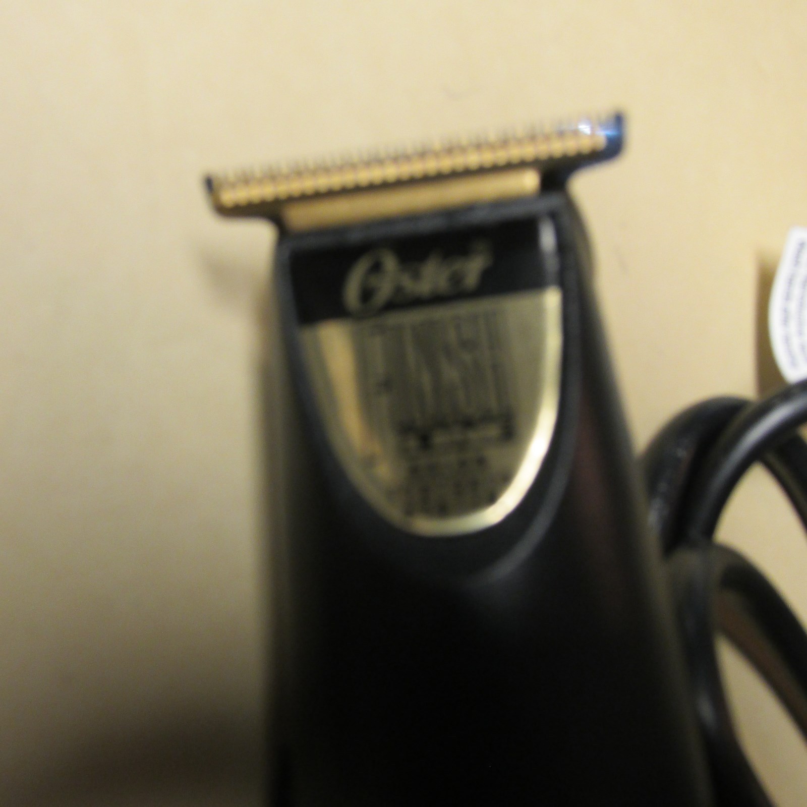 Oster  T Finisher Finish Line 76059-040   Comes with T-Blade