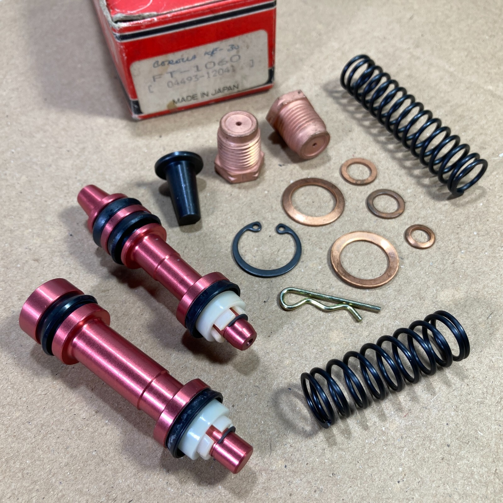 RK-5771　Karinn Cylinder Kit Brake Master 04493-20100 Toyota Corolla AE71