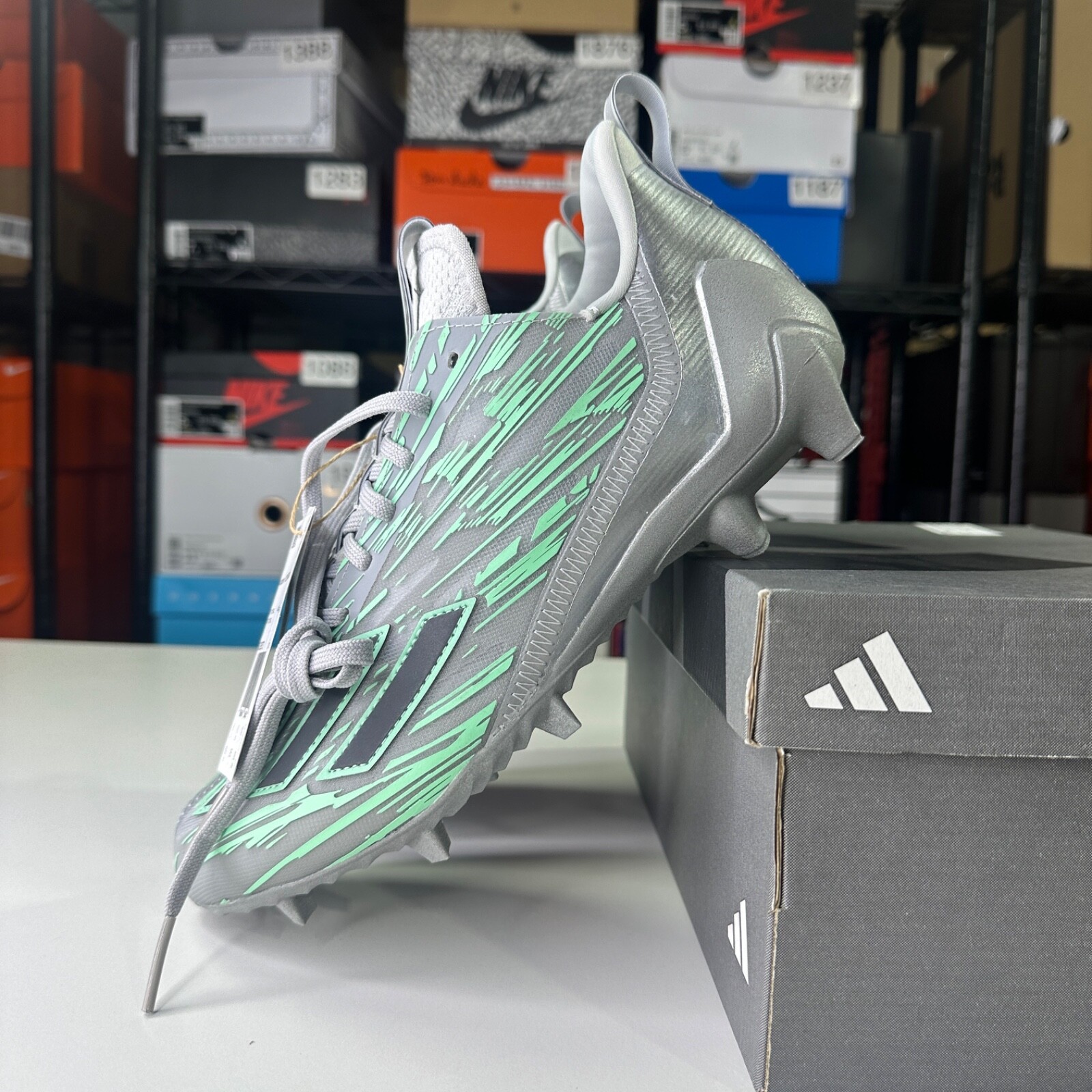★日本未発売★ adidas Adizero 12 Flash 新品 Adidas Adizero Football Cleat 12.0 Flash Grey Green Mint New