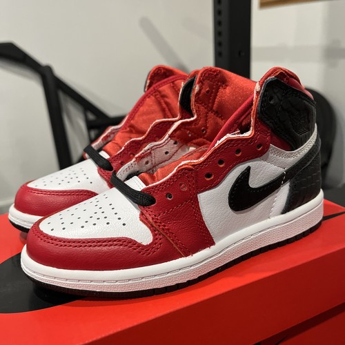 Nike Air Jordan 1 Retro High OG PS Satin Snakeskin Chicago