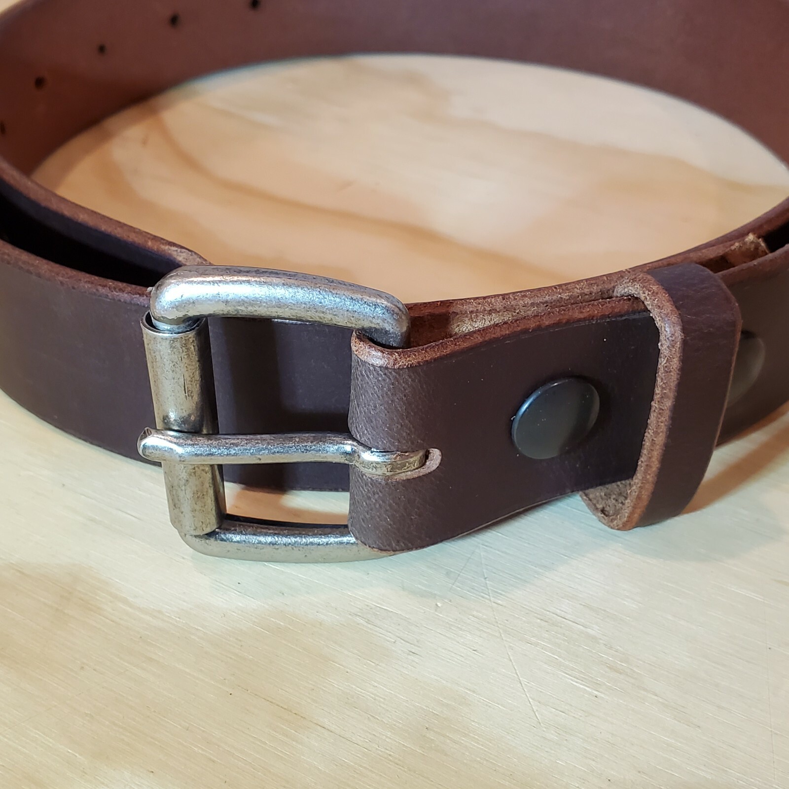 Ремень Brown leather belt with a 