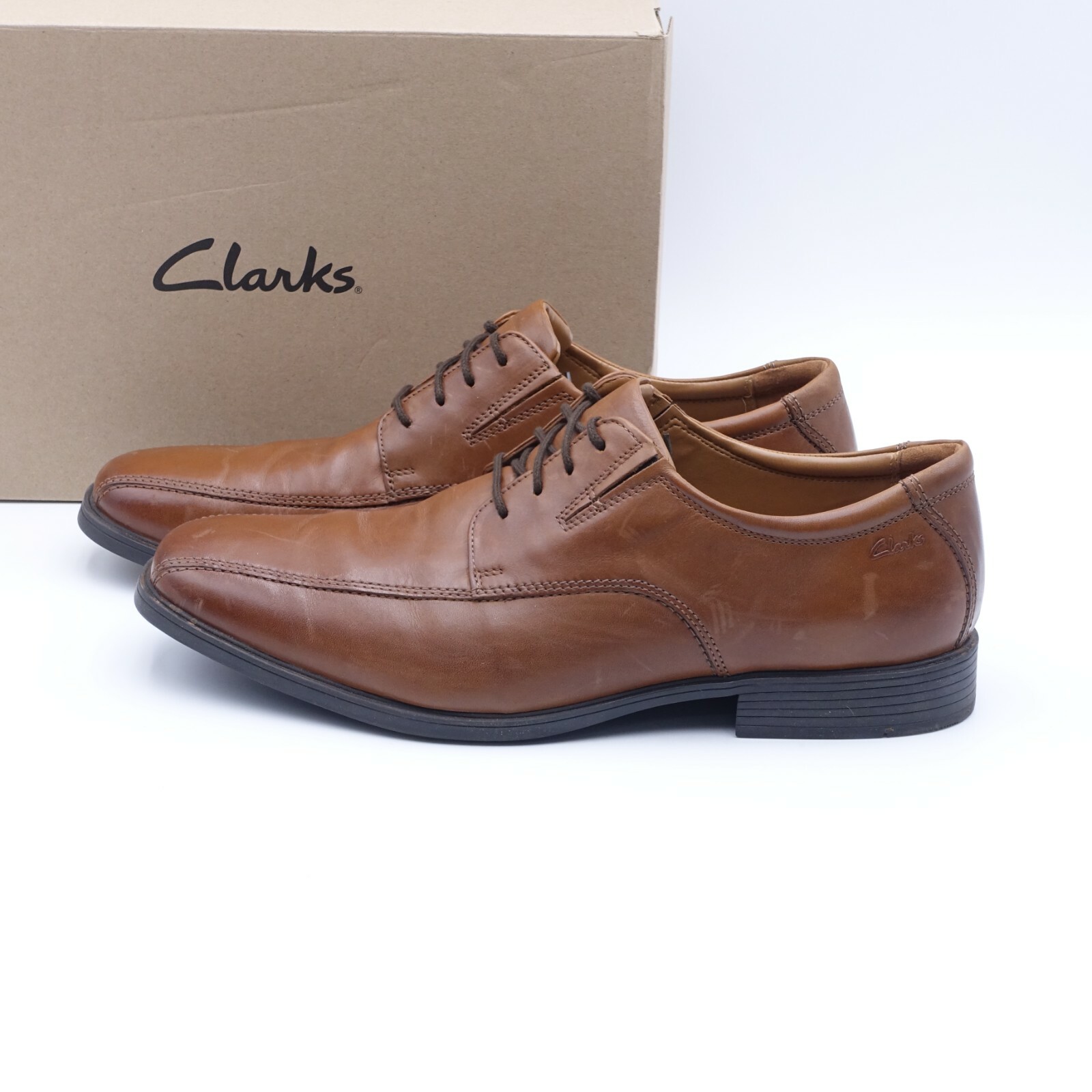 clarks oxford shoes