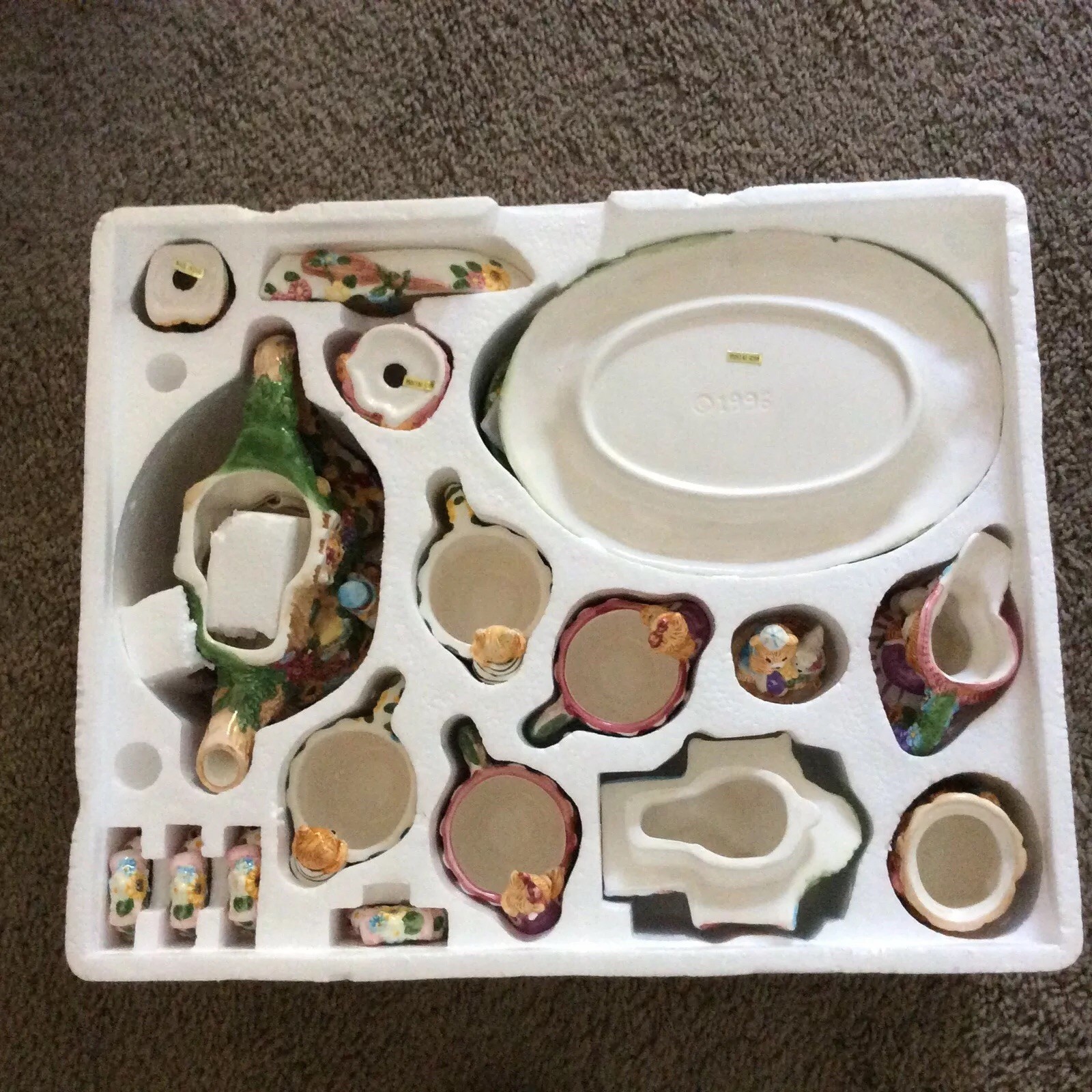 Children's Teddy Bear Tea Set Ceramic 23 Piece Hand Painted Vintage 1996
