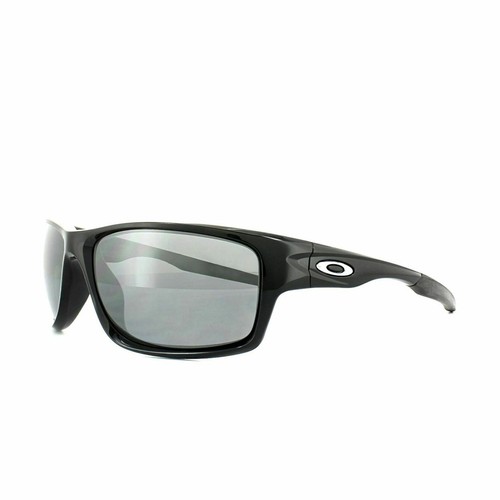 

[OO9225-01] Мужские поляризованные солнцезащитные очки Oakley Canteen - черный/черный иридий, Canteen