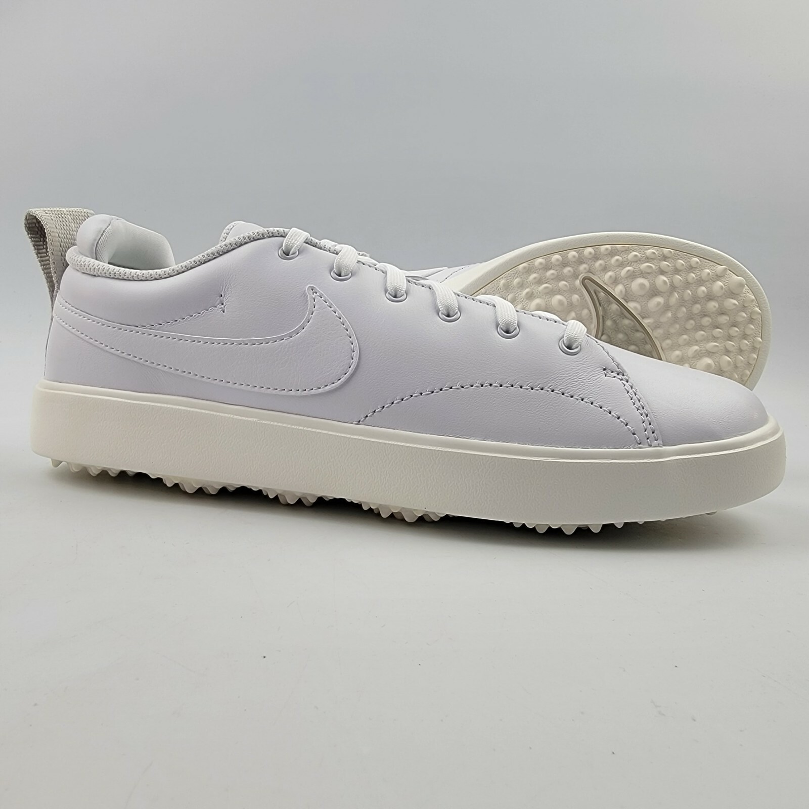 nike golf shoes classic