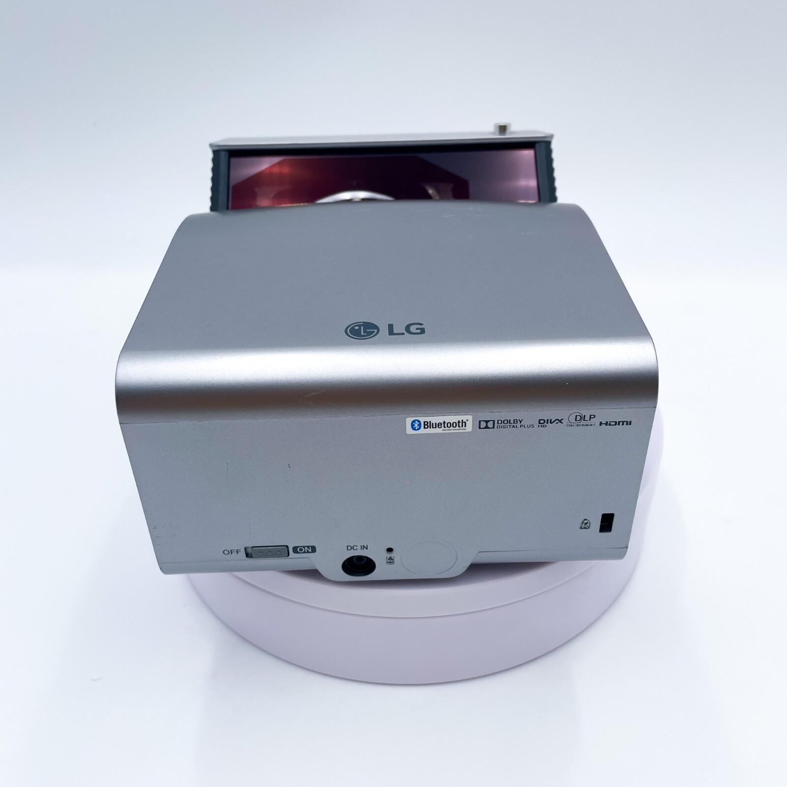 LG Electronics PH450UG LED MiniBeam UST DLP Projector Good
