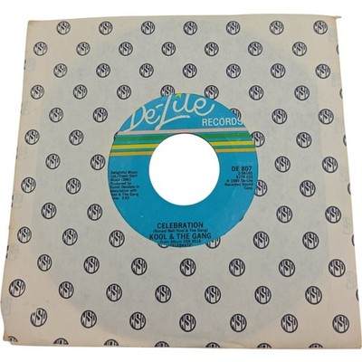 Delite Records - Celebration / Morning Star - Kool & The Gang DE 807 1980
